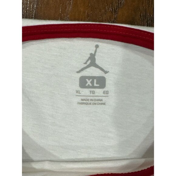 MICHAEL JORDAN Mens No 23 CHICAGO BULLS Size XL Baseball T-Shirt Red White logo - Picture 6 of 8